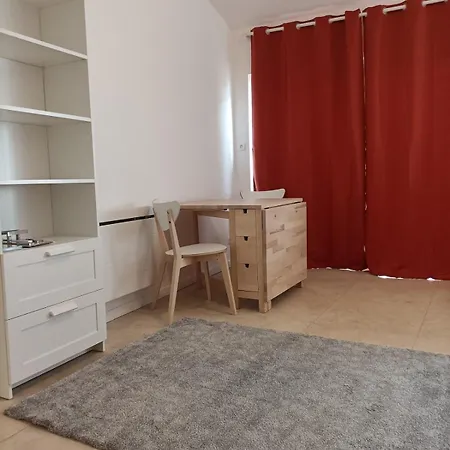 Bordeaux, Proximite To Tram A Apartamento *